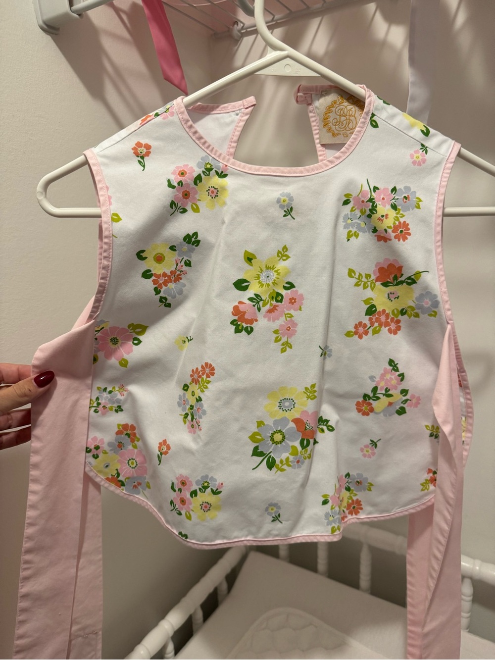 The Beaufort Bonnet Company Talbot Tie set in Biltmore Blooms